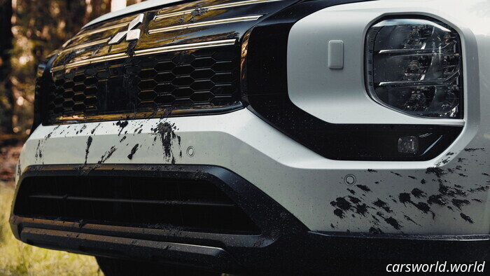 La Mitsubishi Outlander Trail Edition vuole farti pensare che le piace sporcarsi | Carscoops